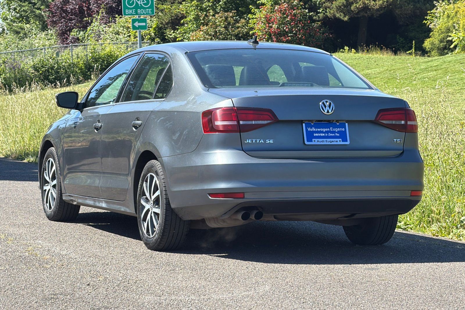 Used 2017 Volkswagen Jetta SE FWD image 5