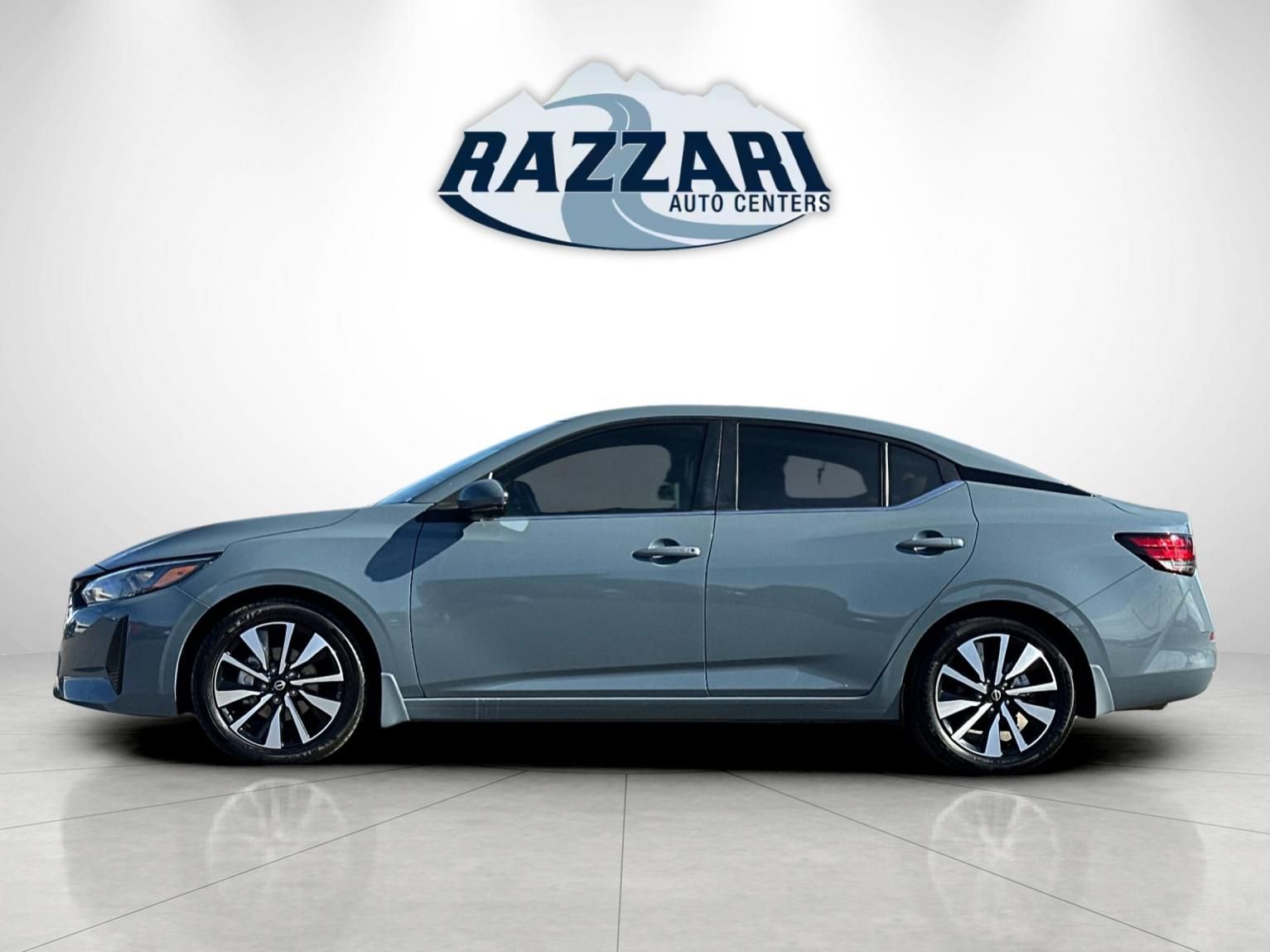 Used 2024 Nissan Sentra SV w/ SV Premium Package image 6