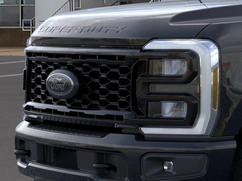 New 2026 Ford F250 Lariat w/ Black Appearance Package AWD/4WD image 17