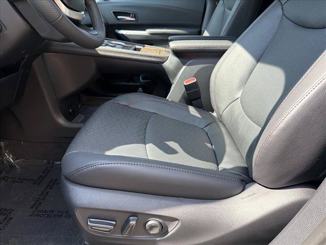 New 2026 Toyota Sienna Platinum AWD/4WD image 13