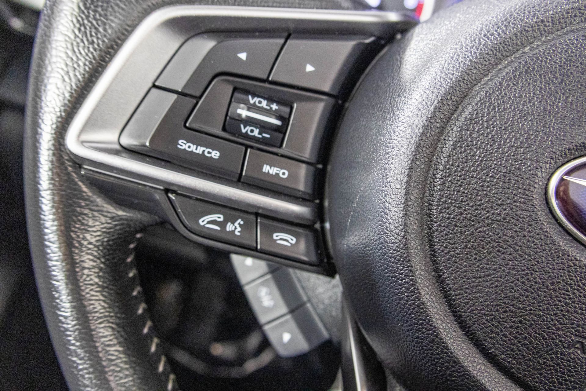 Used 2022 Subaru Forester Premium image 32