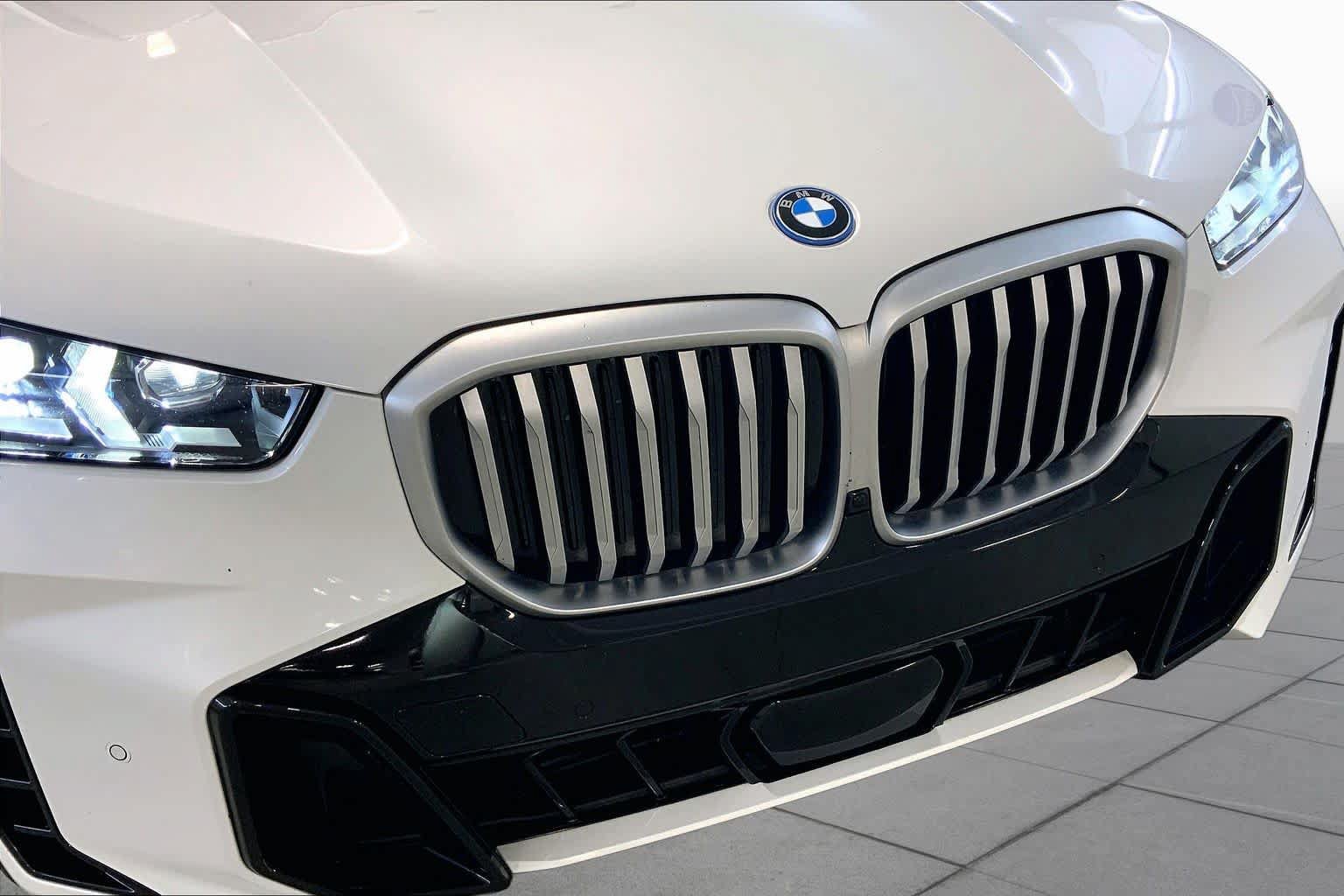 Certified 2024 BMW X5 xDrive50e w/ Executive Package AWD/4WD image 32