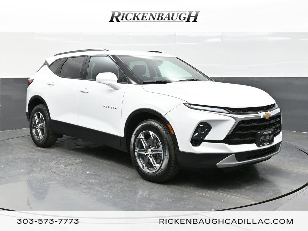 Used 2025 Chevrolet Blazer LT w/ Convenience Package image 1