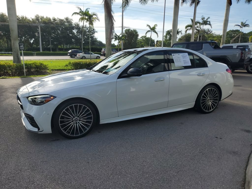 Used 2024 Mercedes-Benz C 300 Sedan image 2