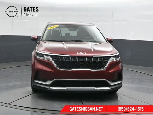 Used 2023 Kia Carnival LX image 5