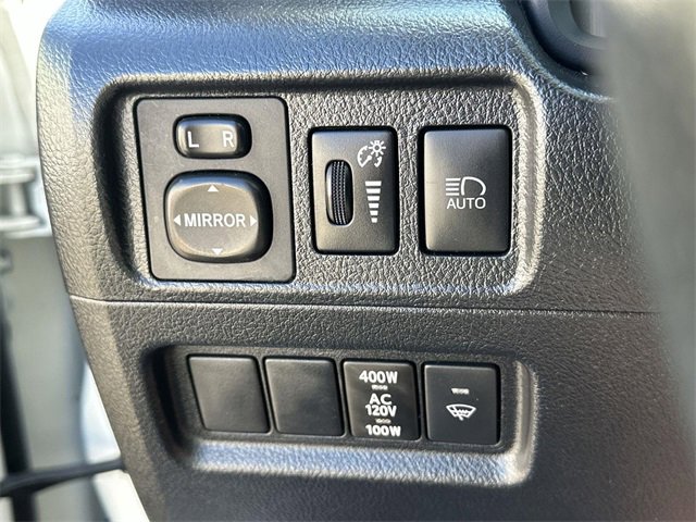 Used 2022 Toyota 4Runner SR5 Premium image 17