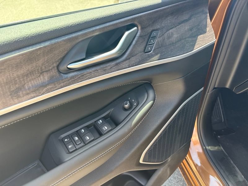 New 2026 Jeep Grand Cherokee L Limited AWD/4WD image 22