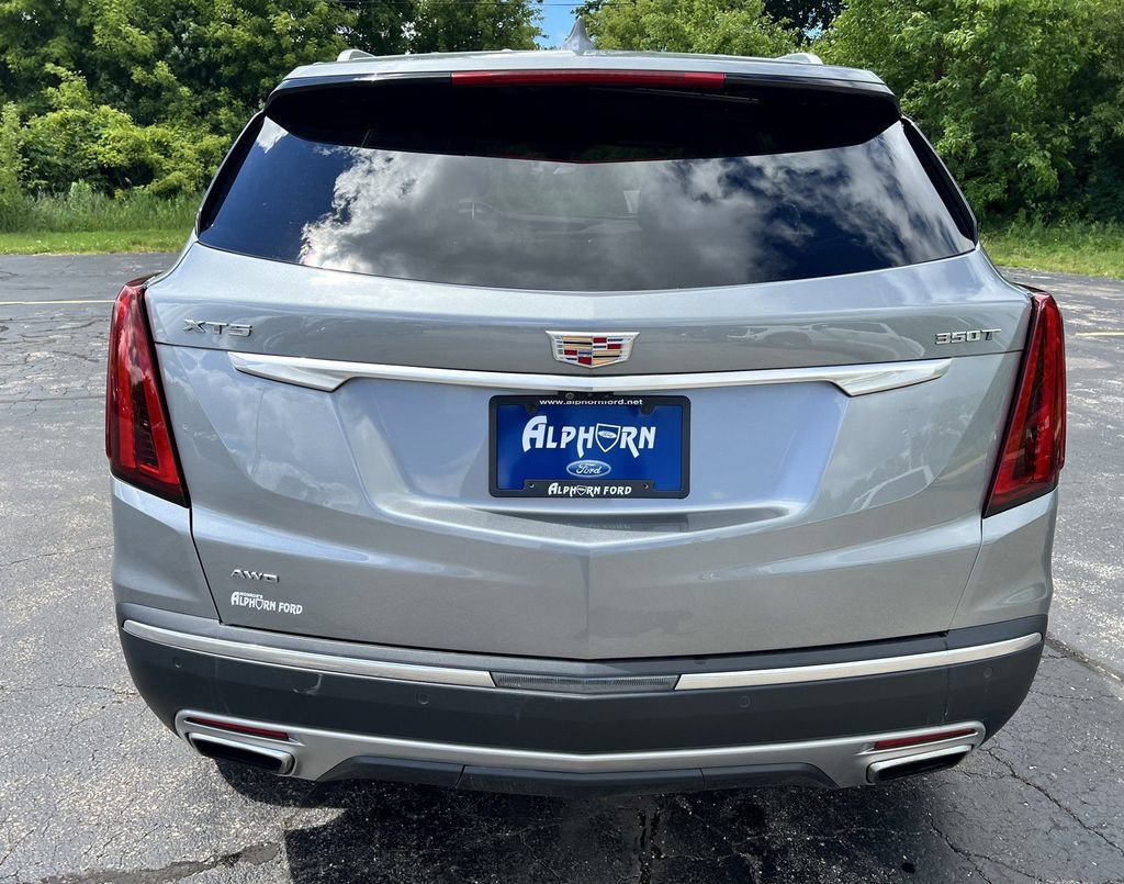 Used 2023 Cadillac XT5 Premium Luxury w/ Technology Package AWD/4WD image 40