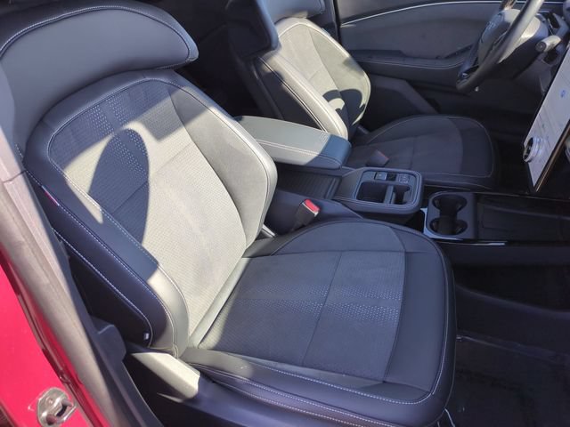 Used 2025 Ford Mustang Mach-E GT AWD/4WD image 34
