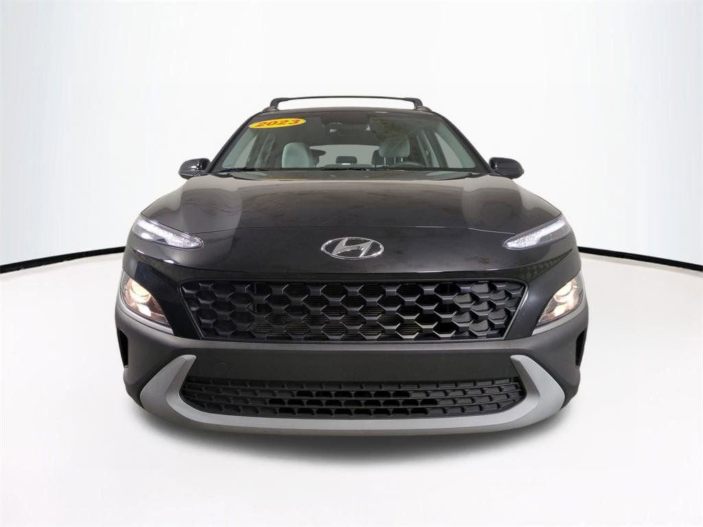 Used 2023 Hyundai Kona SEL FWD image 3