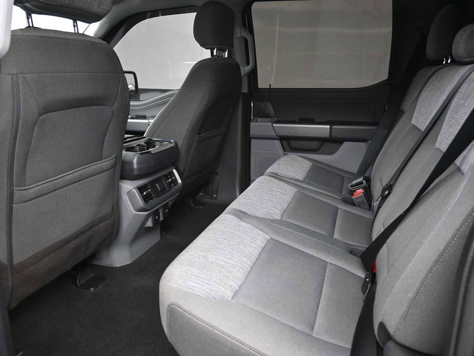 Used 2021 Ford F150 XLT w/ Equipment Group 302A High image 15