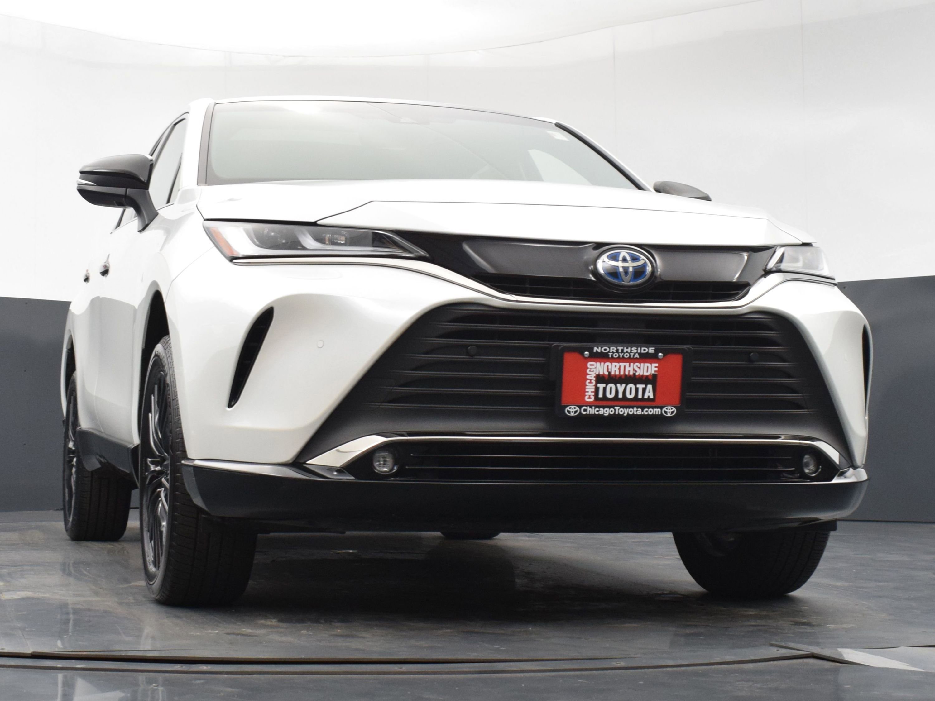 Used 2023 Toyota Venza Nightshade AWD/4WD image 35