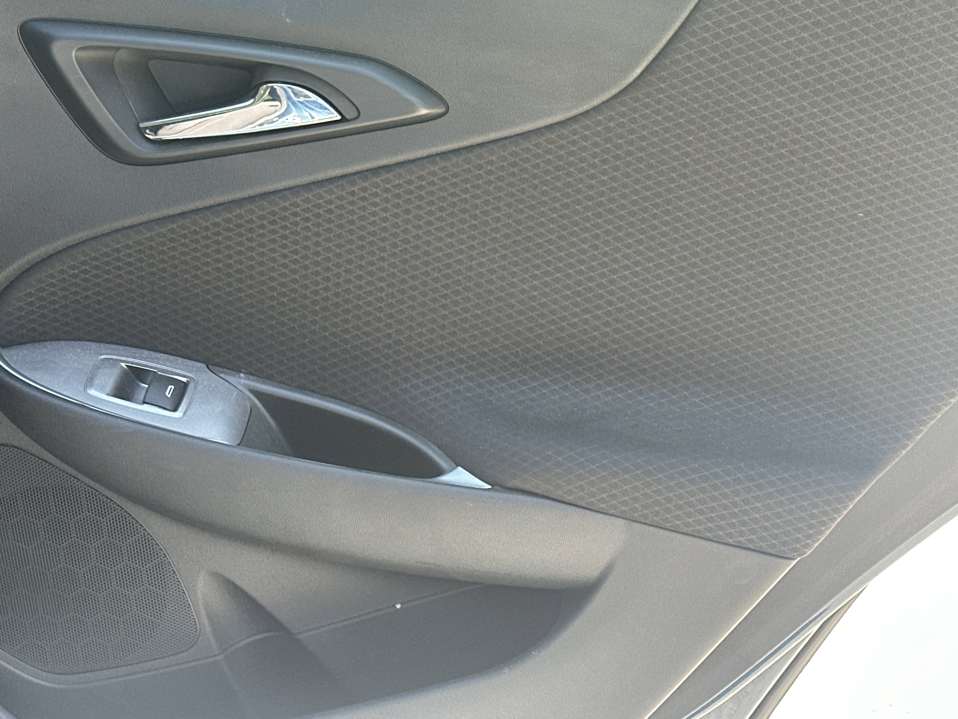 Used 2024 Chevrolet Malibu RS w/ LPO, Floor Liner Package FWD image 16