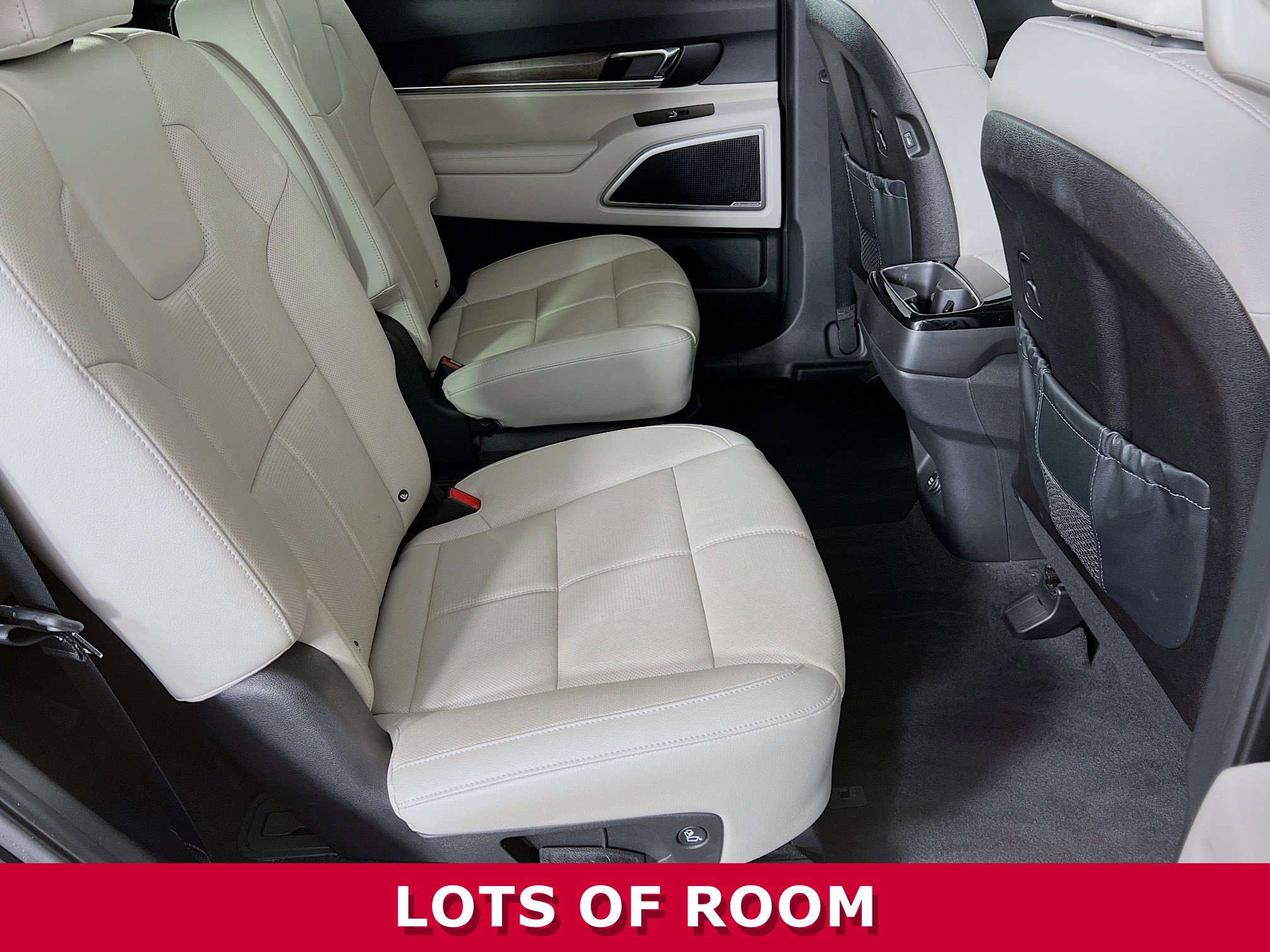 Used 2022 Kia Telluride EX w/ EX Premium Package image 24