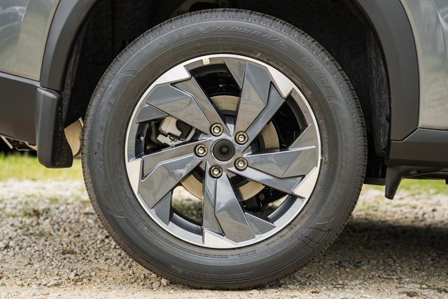 New 2026 Nissan Rogue SV image 15