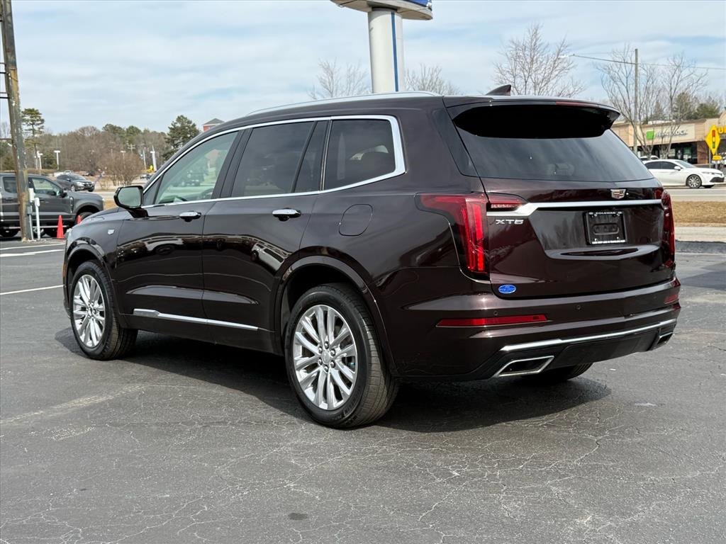 Used 2021 Cadillac XT6 Premium Luxury image 6