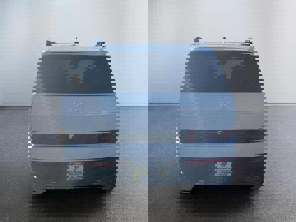 Used 2024 Hyundai Santa Fe SEL image 5