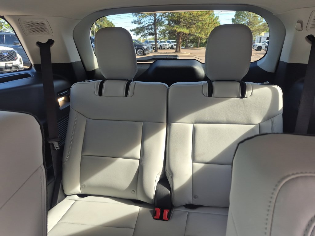 New 2026 Ford Explorer Platinum w/ LUX Leather Package AWD/4WD image 21