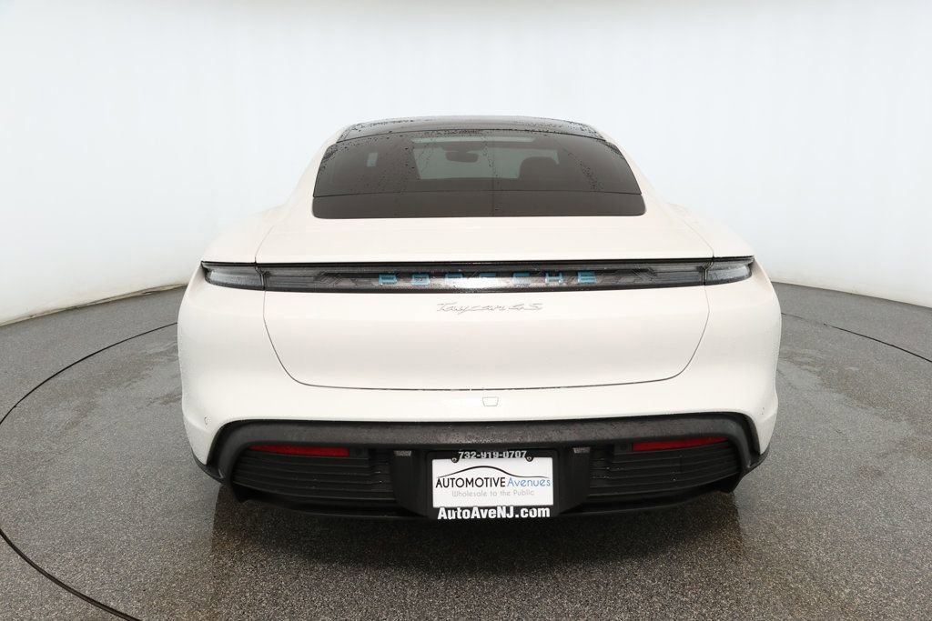 Used 2022 Porsche Taycan 4S image 5