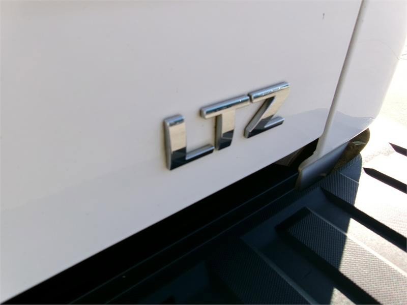 Used 2018 Chevrolet Silverado 1500 LTZ w/ Sport Package image 9