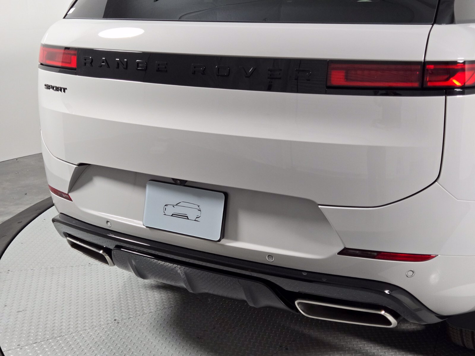 New 2026 Land Rover Range Rover Sport Dynamic SE AWD/4WD image 7