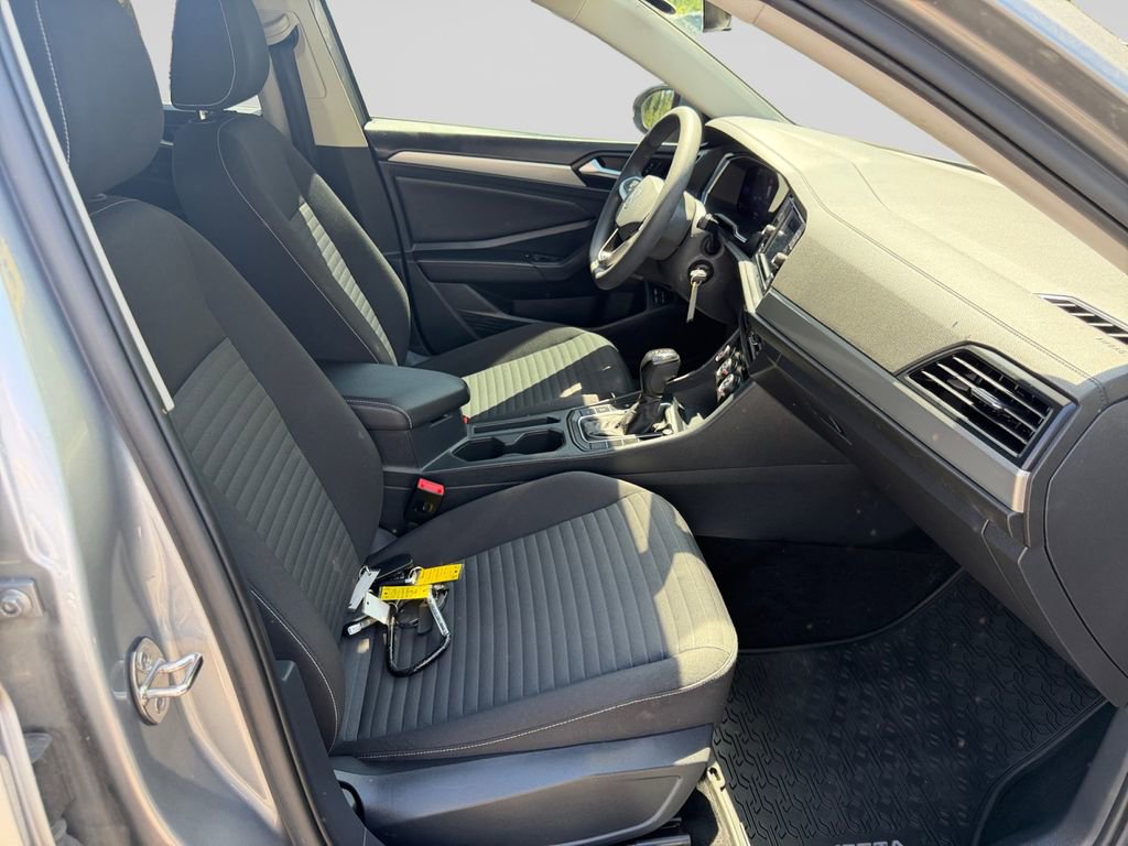 Used 2023 Volkswagen Jetta S FWD image 17