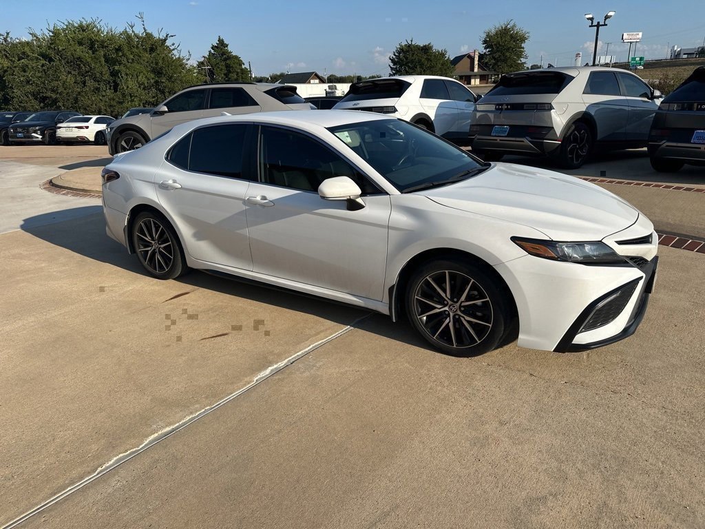 Used 2023 Toyota Camry SE