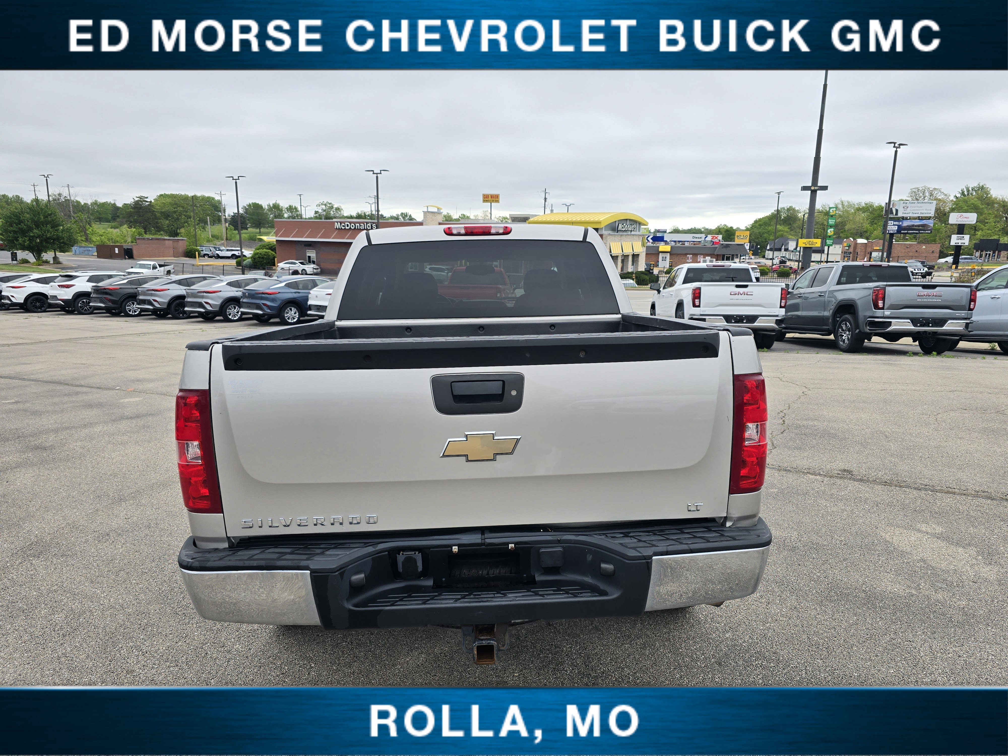 Used 2007 Chevrolet Silverado 1500 LT w/ 1LT Convenience Package AWD/4WD image 4
