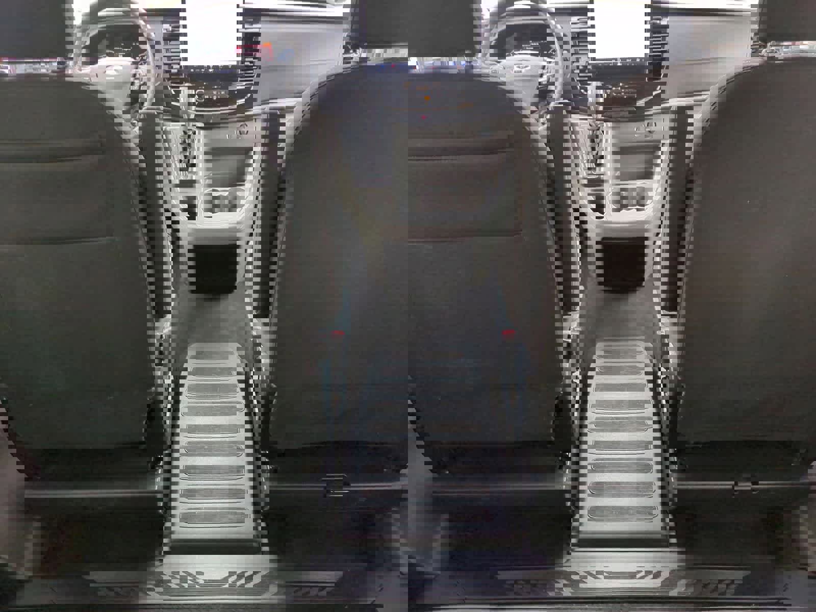 Used 2023 Ford Transit 350 XLT image 19