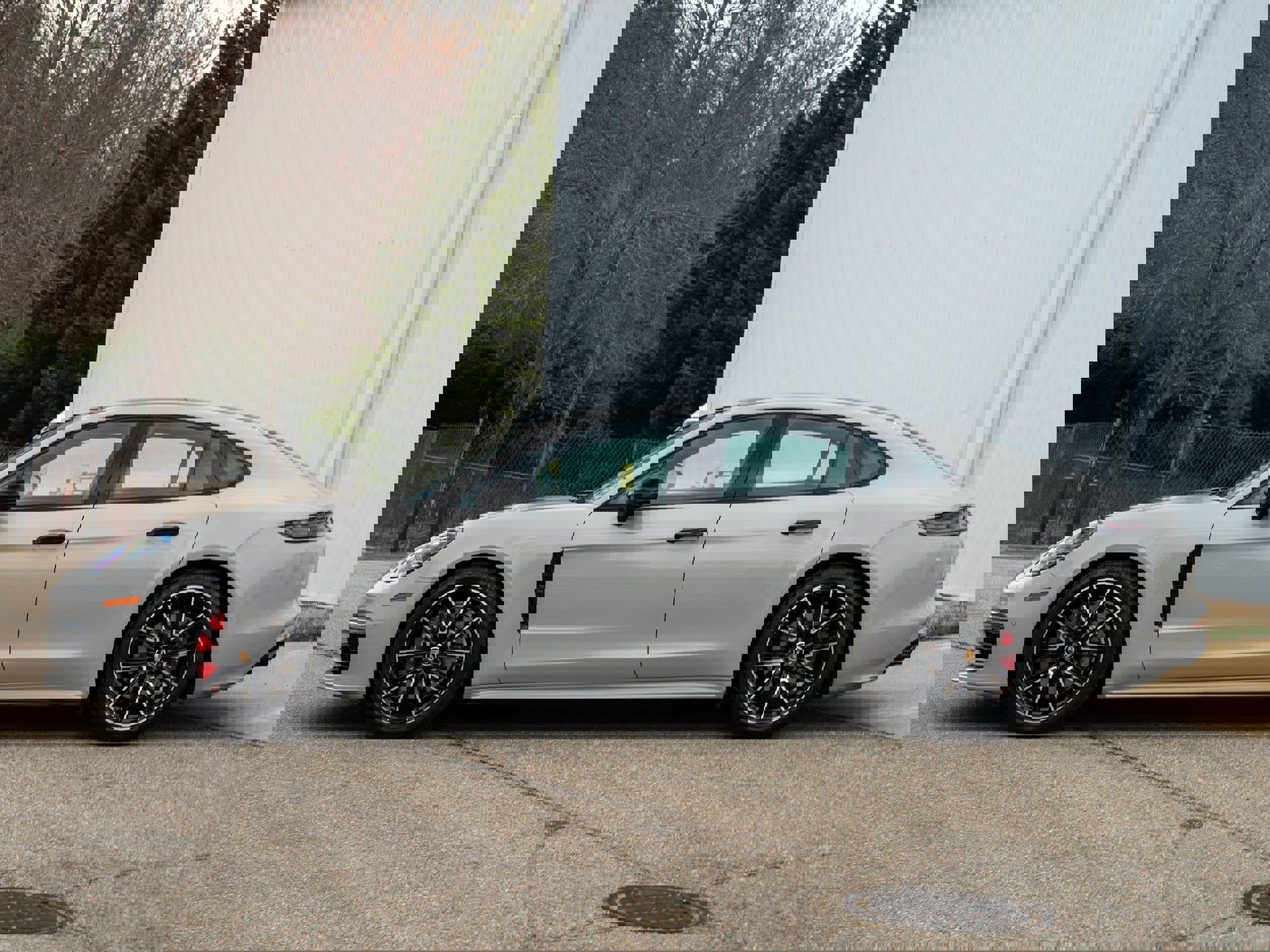 Used 2022 Porsche Panamera GTS w/ Premium Package image 2