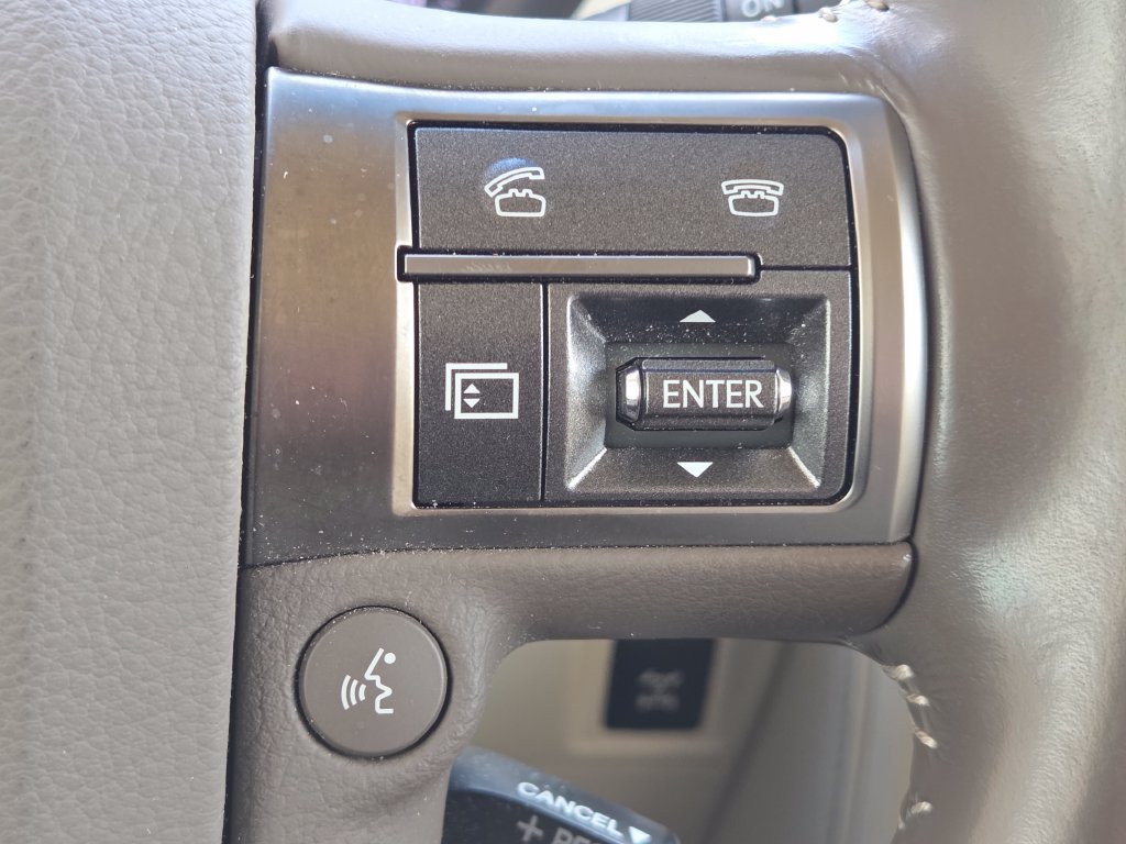 Used 2018 Lexus GX 460 Premium w/ Premium Package AWD/4WD image 12