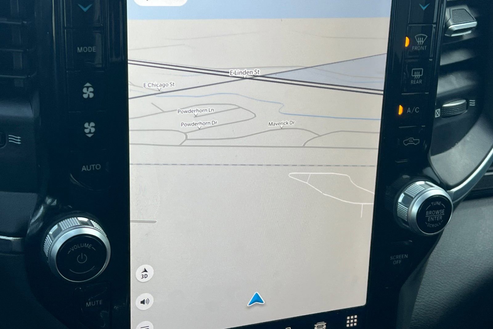 Used 2023 RAM 3500 Laramie w/ Night Edition image 19