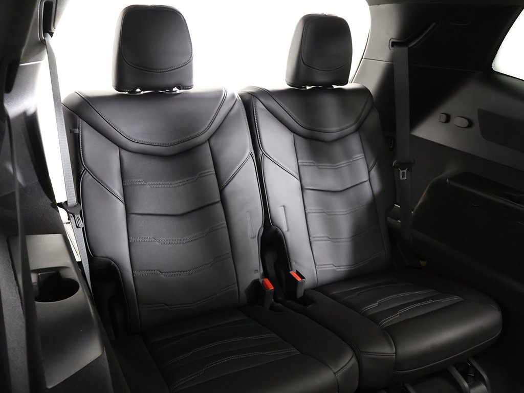 Used 2024 Cadillac XT6 Premium Luxury w/ Platinum Package image 48