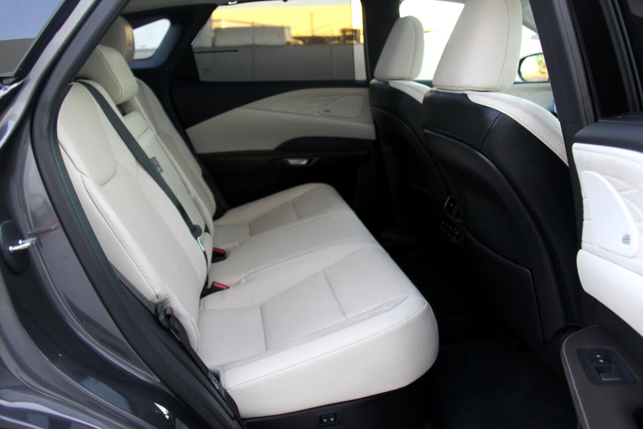 Used 2024 Lexus RX 350 FWD image 34