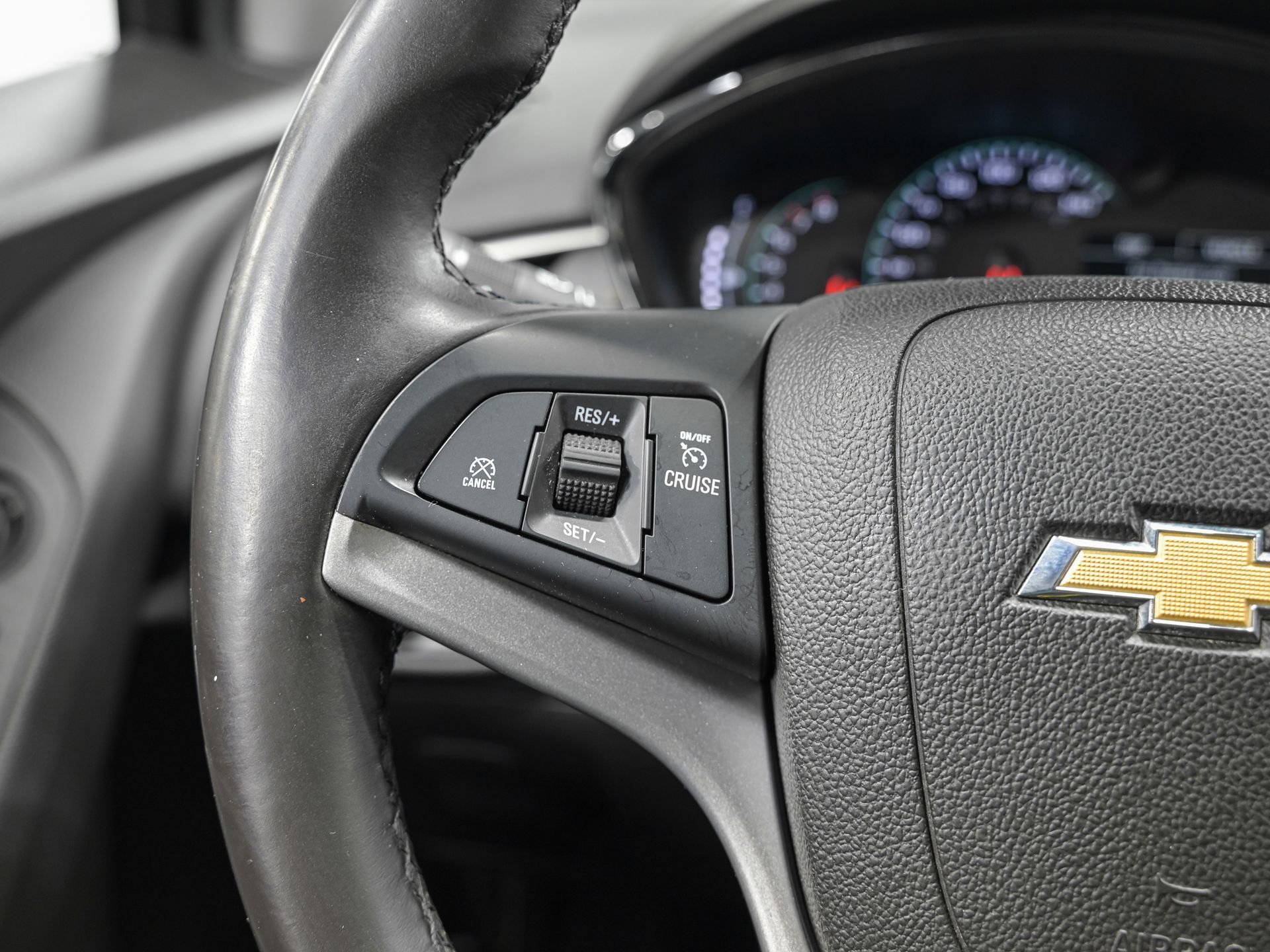 Used 2018 Chevrolet Trax LT w/ LT Convenience Package image 20