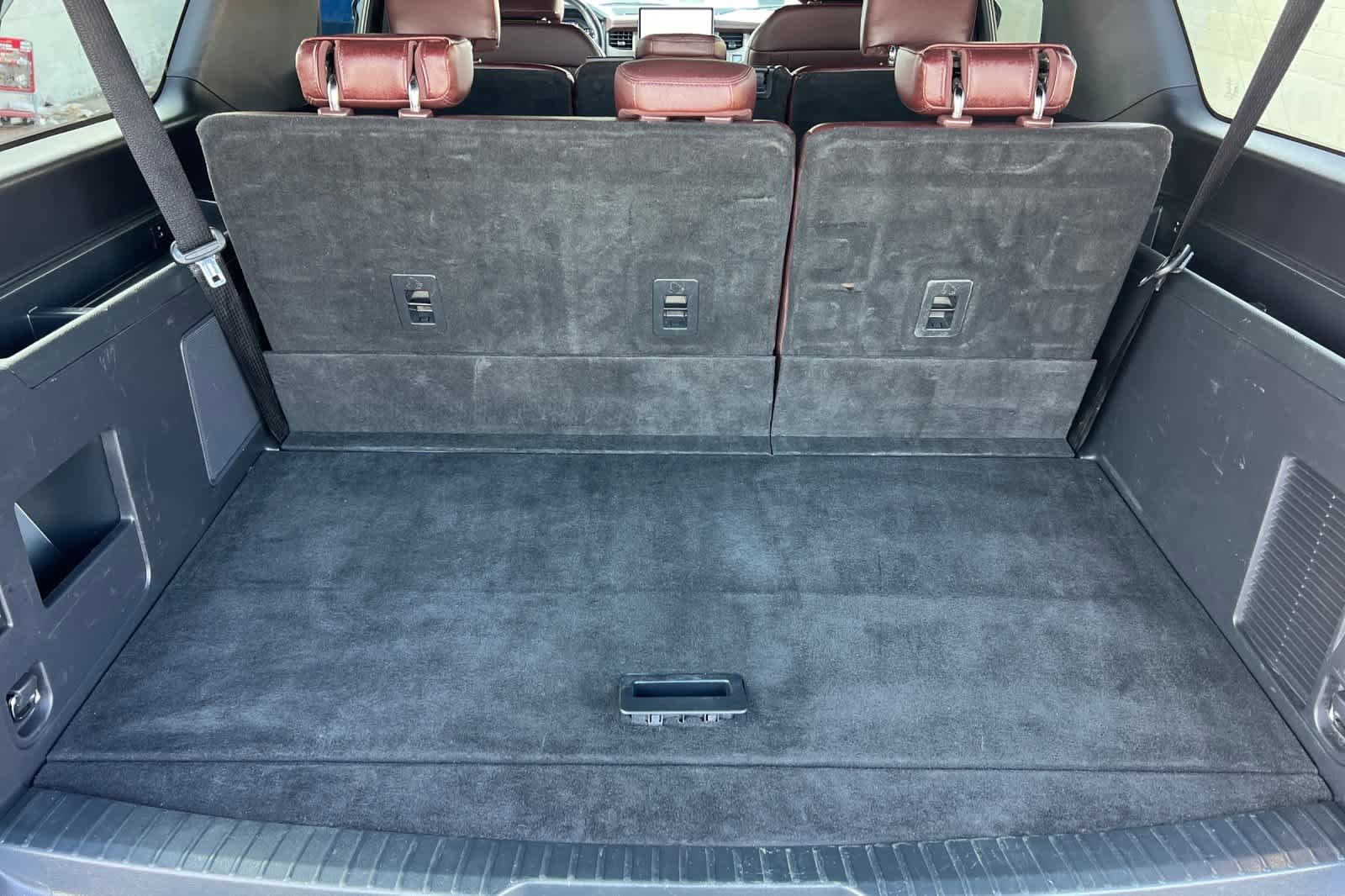 Used 2024 Ford Expedition Max Limited image 16