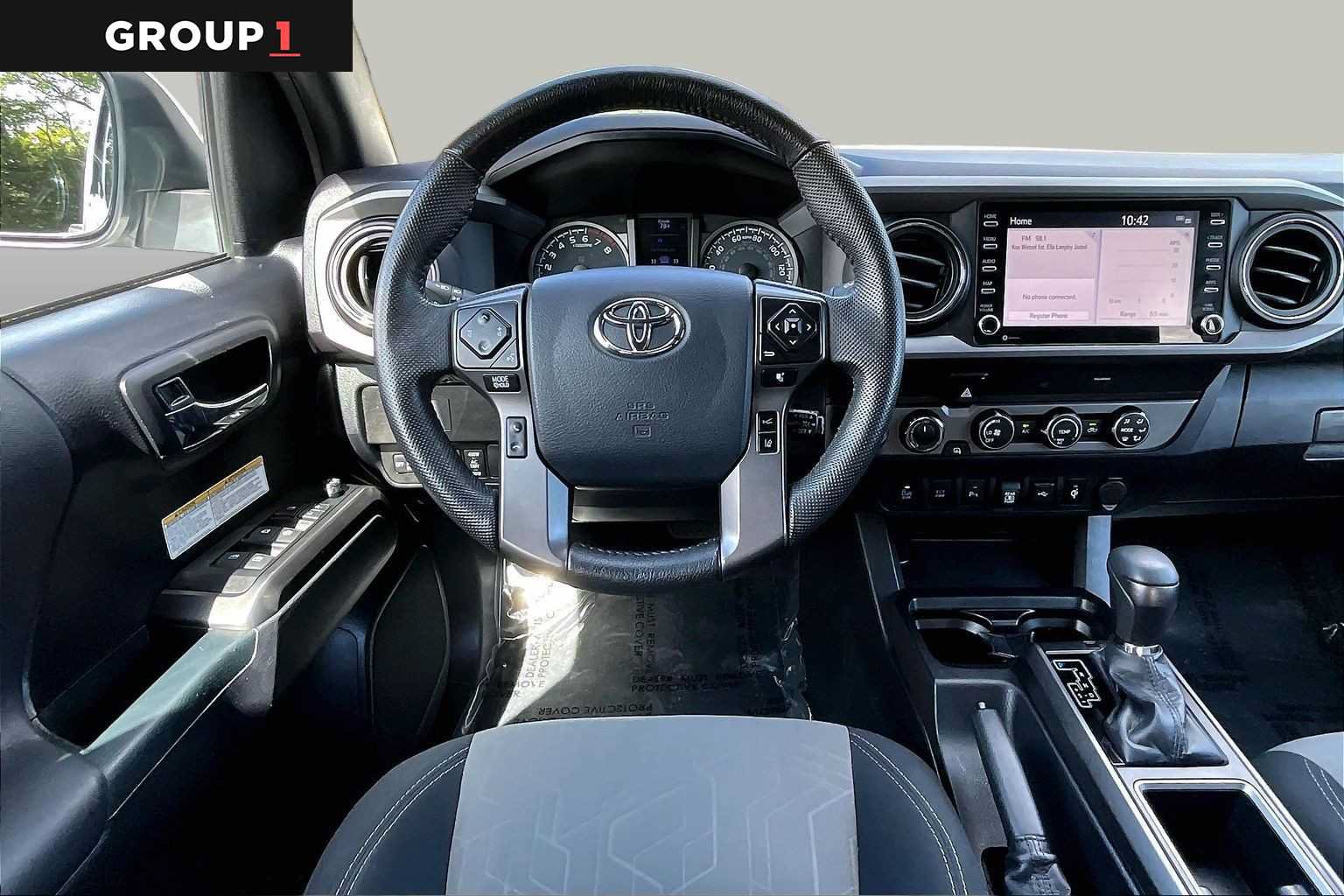 Used 2020 Toyota Tacoma TRD Off-Road w/ Technology Package AWD/4WD image 10