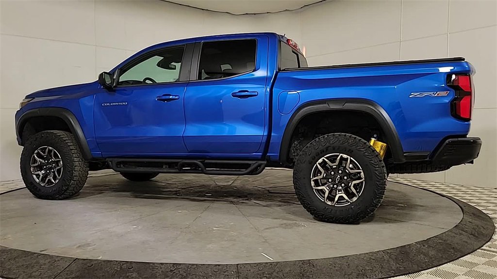 Certified 2024 Chevrolet Colorado ZR2 w/ ZR2 Convenience Package III image 4