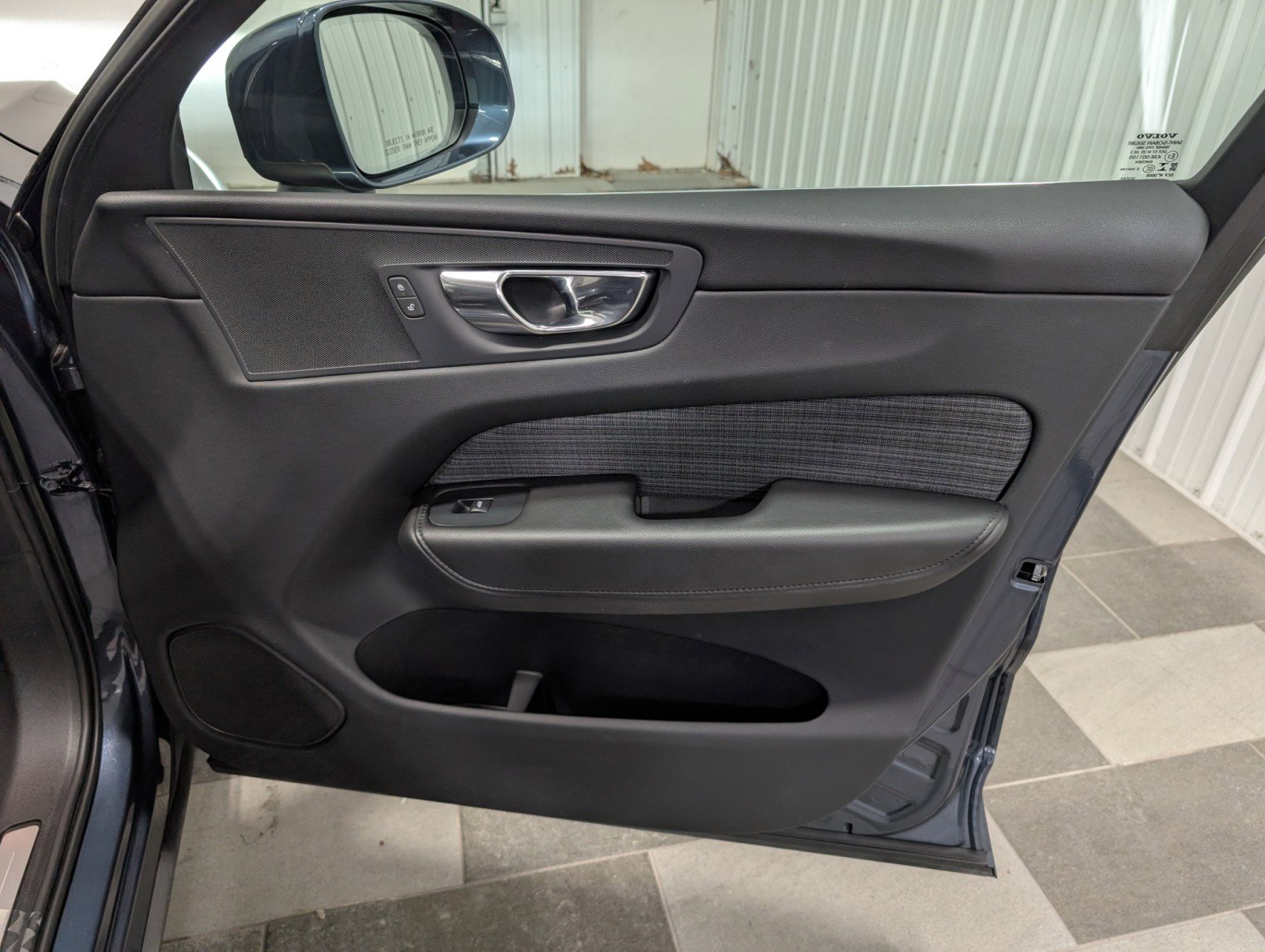 Used 2023 Volvo XC60 T8 Core image 26