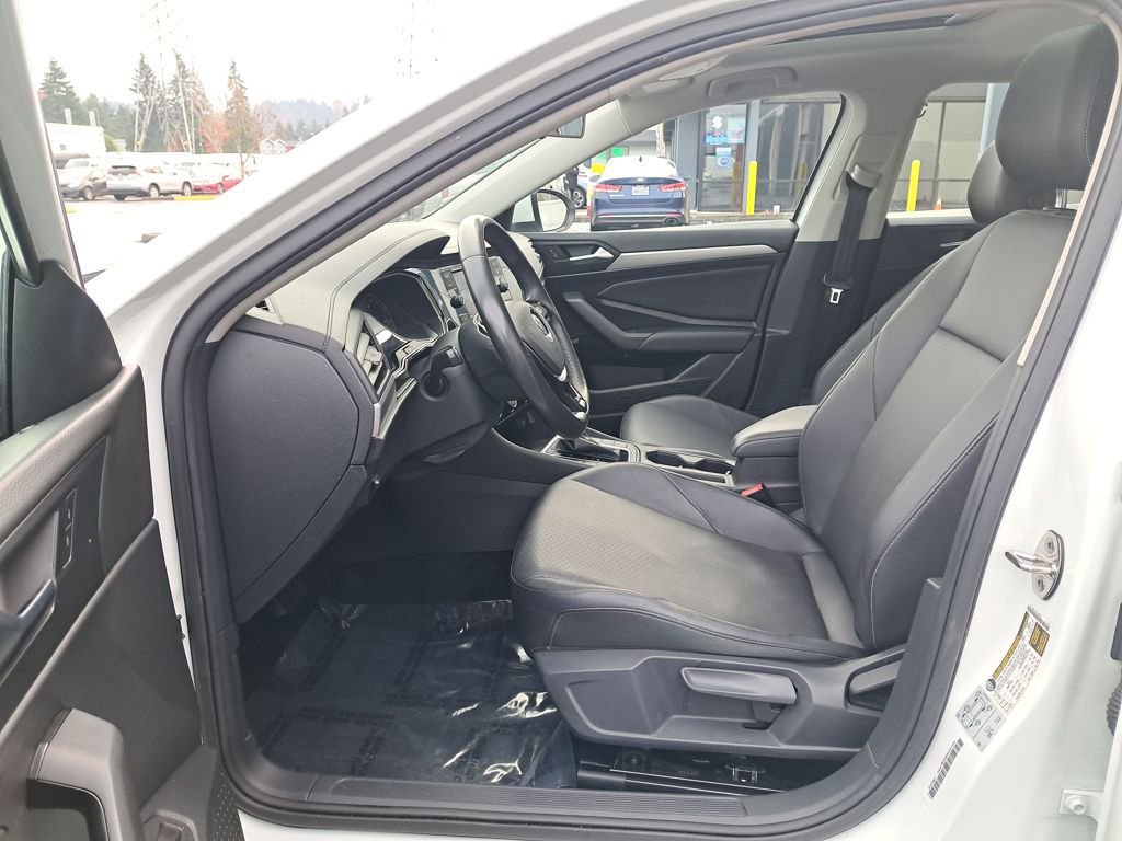 Used 2019 Volkswagen Jetta SE image 12