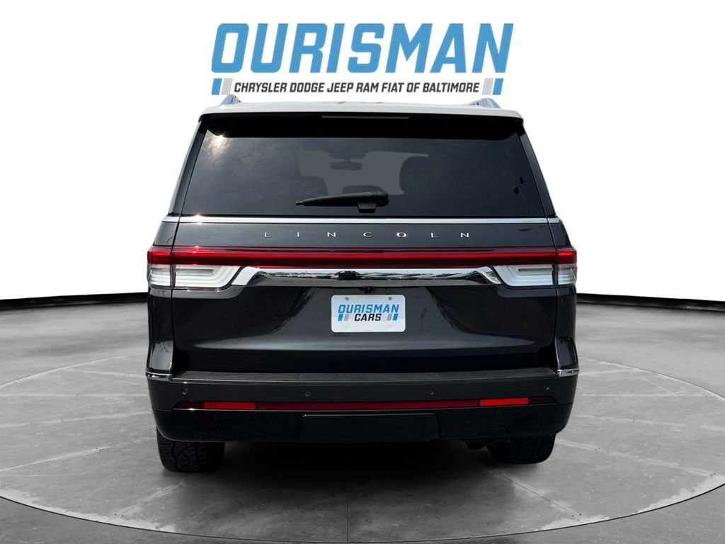 Used 2023 Lincoln Navigator 4WD image 5
