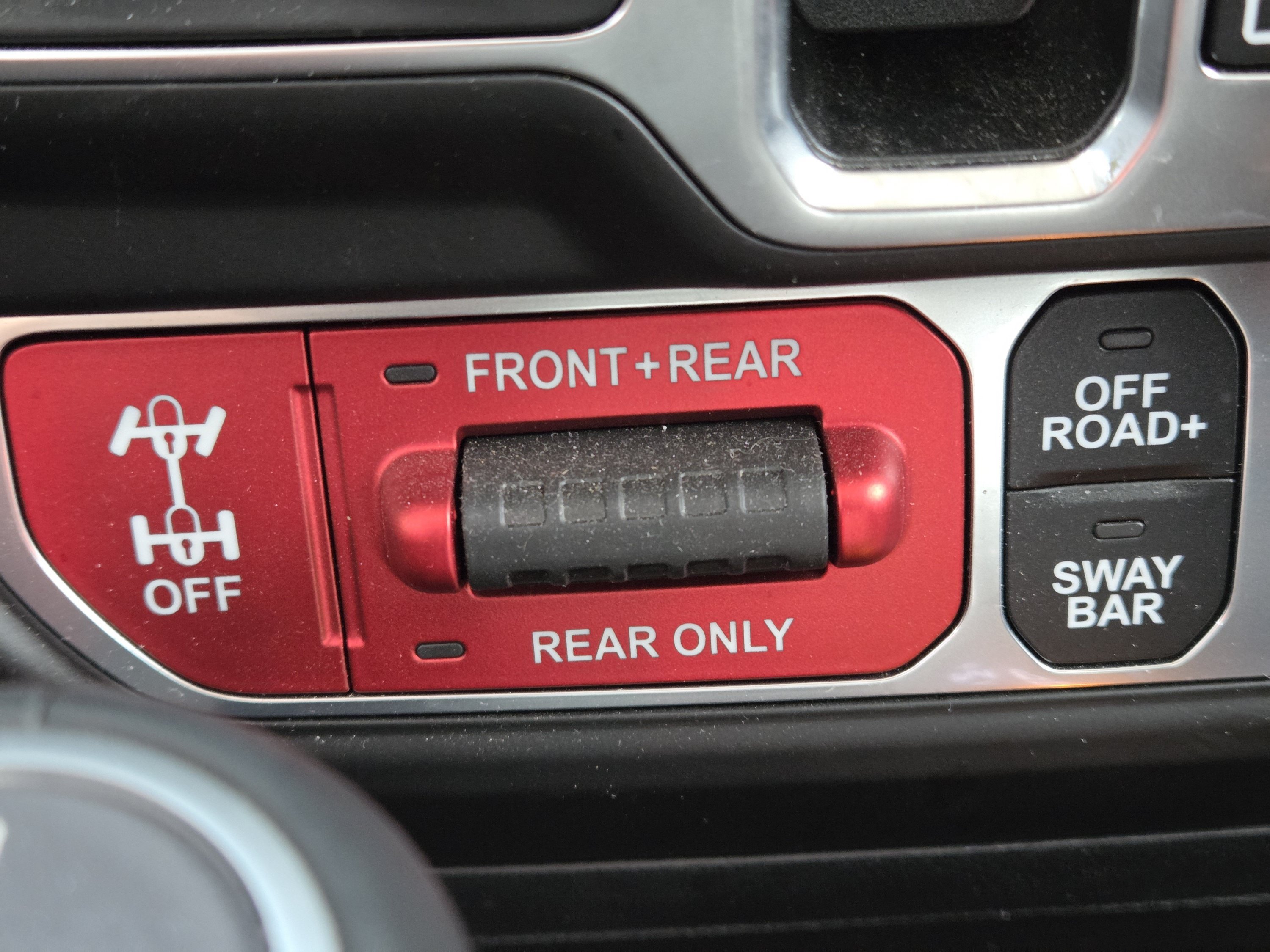Used 2021 Jeep Gladiator Rubicon AWD/4WD image 11