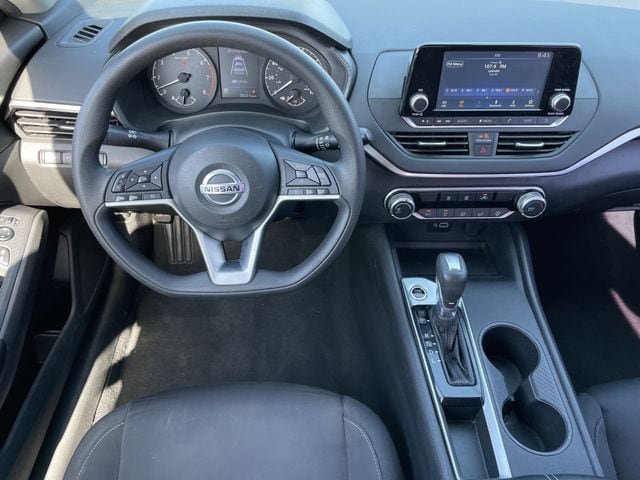 Used 2021 Nissan Altima 2.5 S FWD image 10