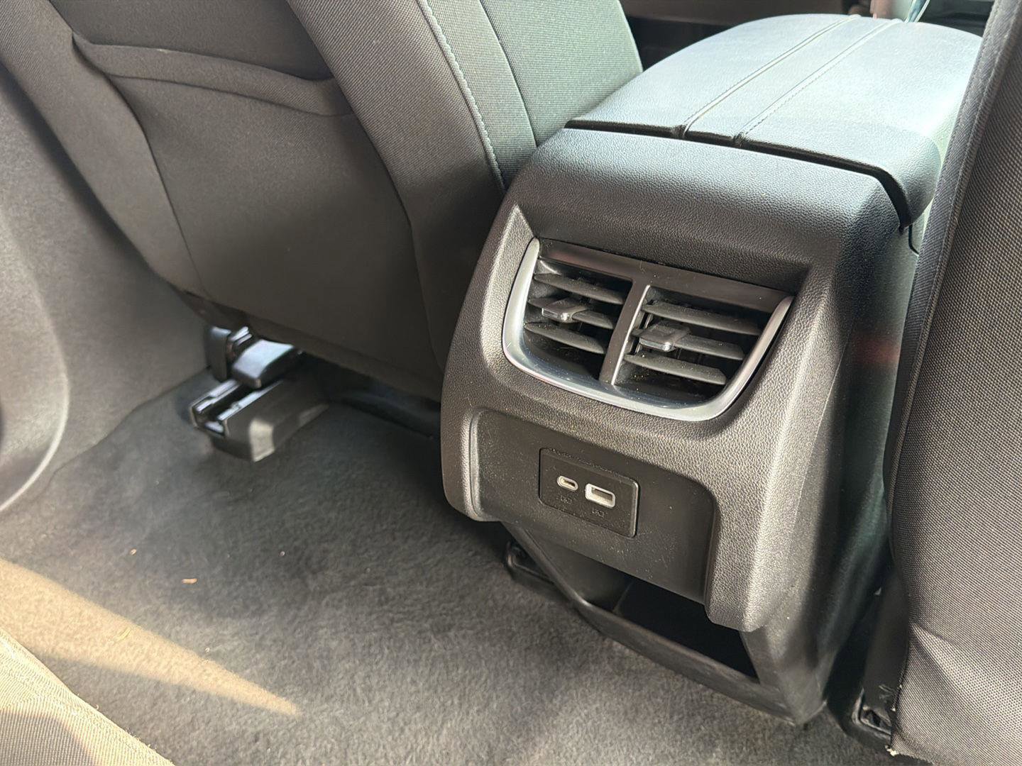 Used 2022 Chevrolet Blazer LT FWD image 18