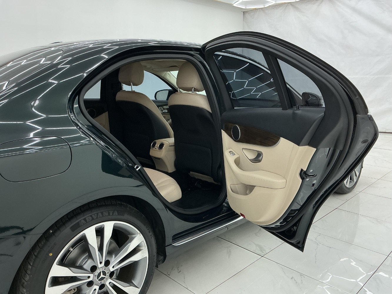 Used 2019 Mercedes-Benz C 300 Sedan image 26