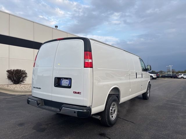New 2026 GMC Savana 3500 Extended RWD image 5