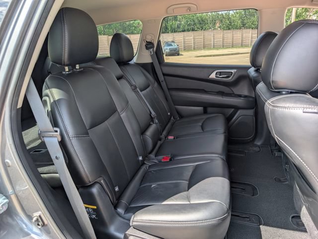 Used 2015 Nissan Pathfinder SL w/ SL Tech Package FWD image 28