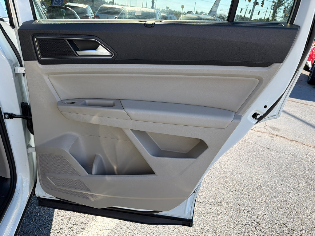 Used 2019 Volkswagen Atlas SEL FWD image 16