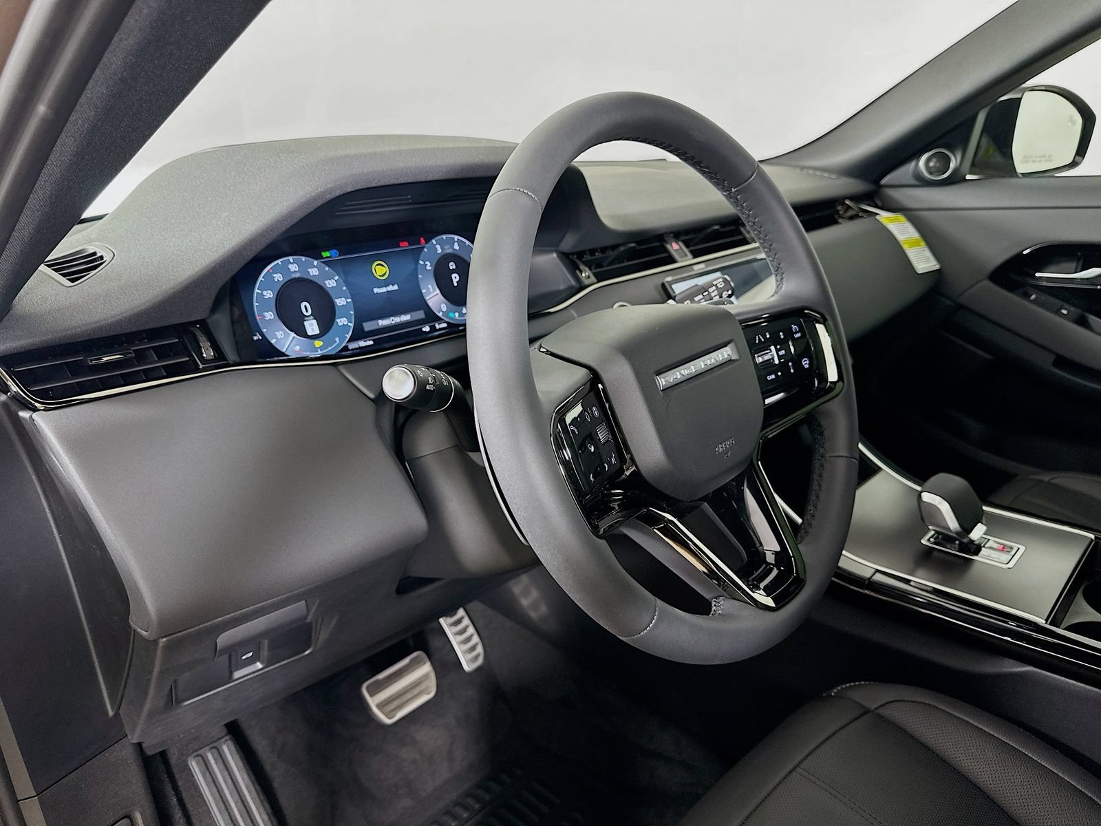 New 2026 Land Rover Range Rover Evoque Hoxton AWD/4WD image 32