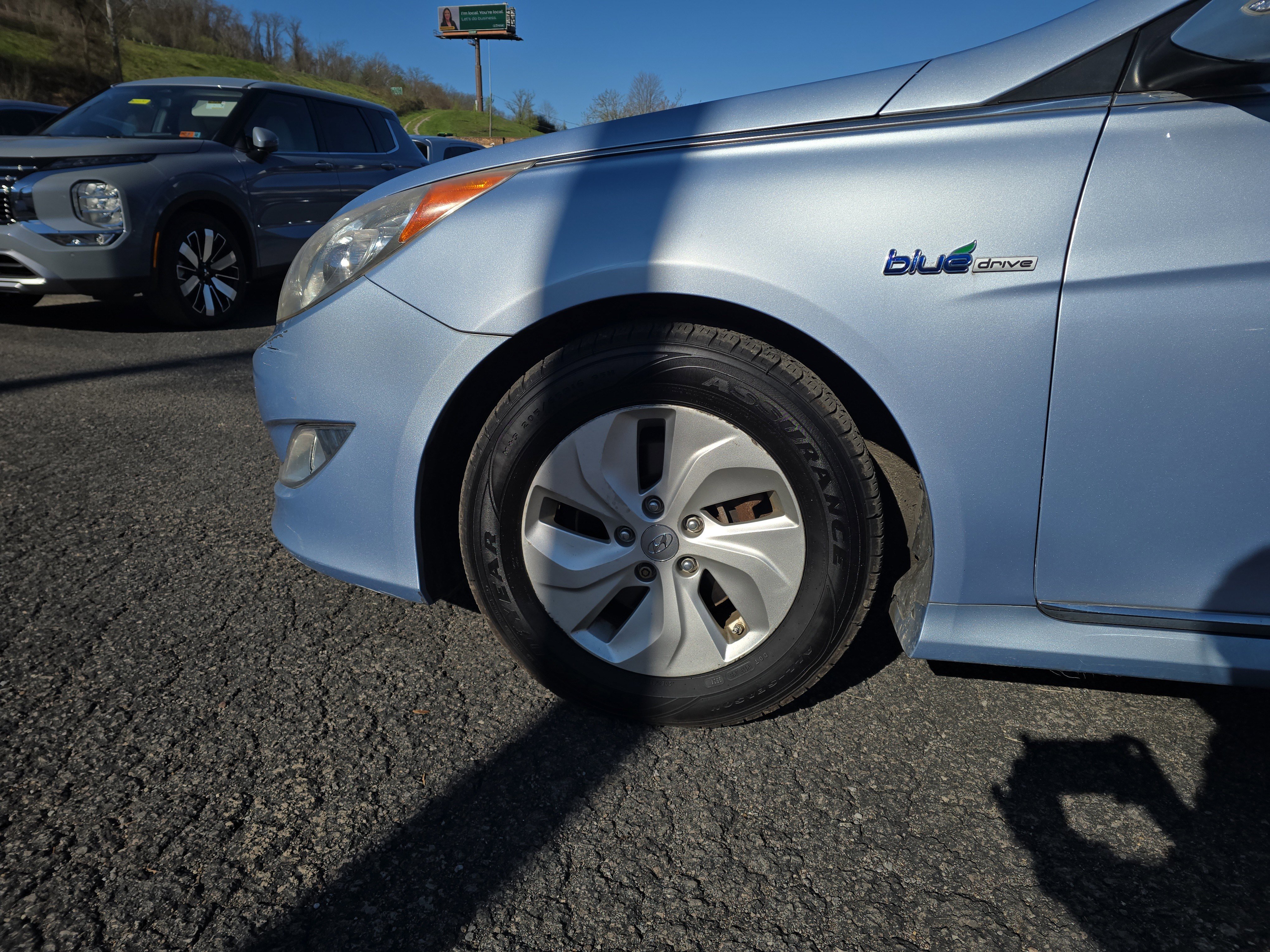 Used 2013 Hyundai Sonata Hybrid FWD image 8